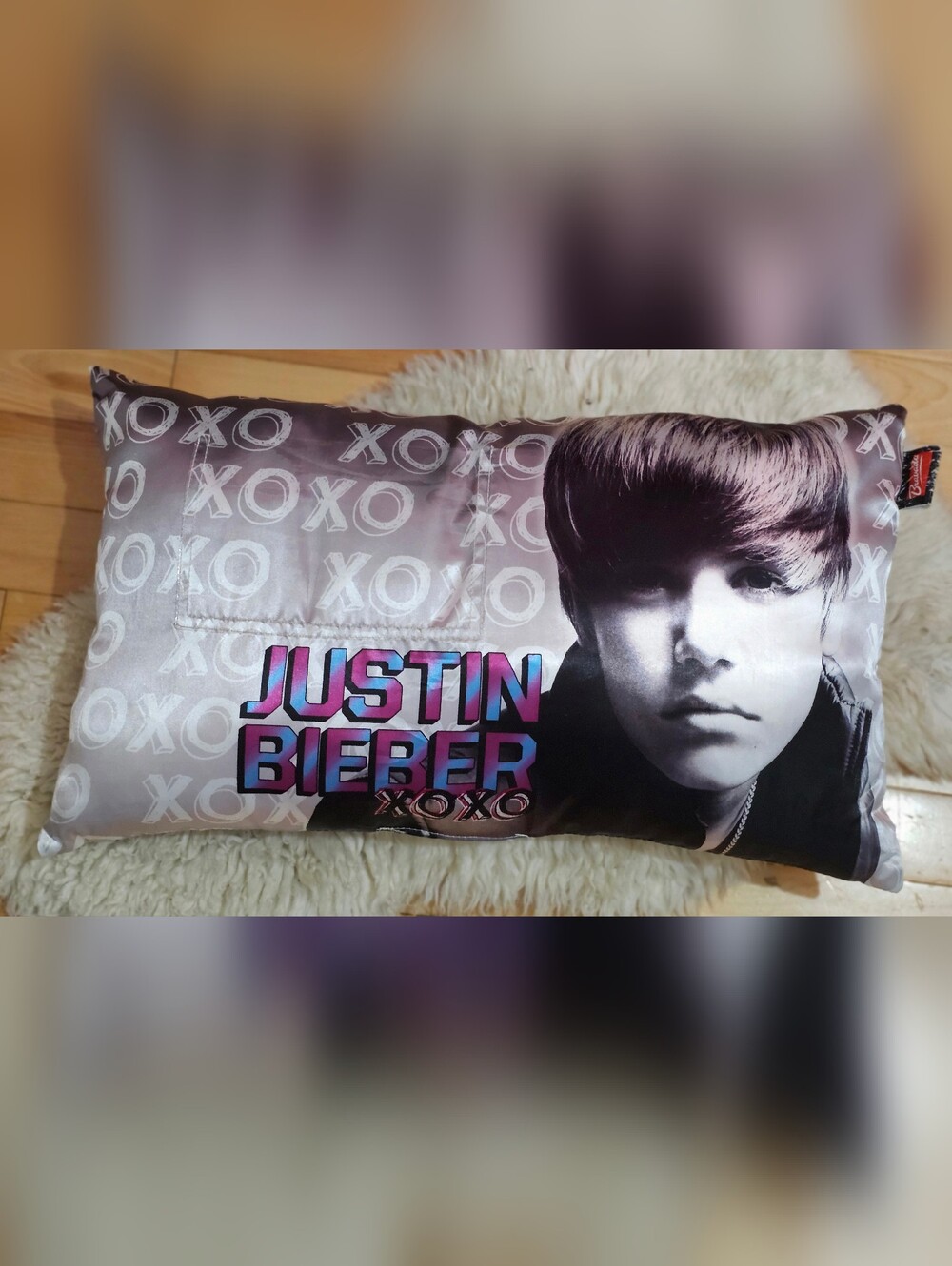 2010 Justin Bieber Pillow With Photo Slot
